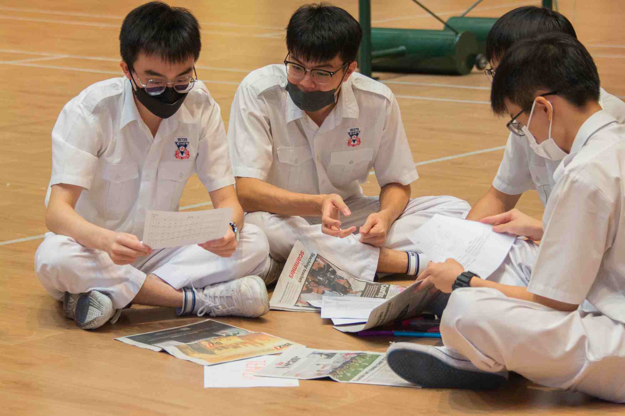 【校园报道】英文周之英文报章测字比赛 – 吉隆坡坤成中学